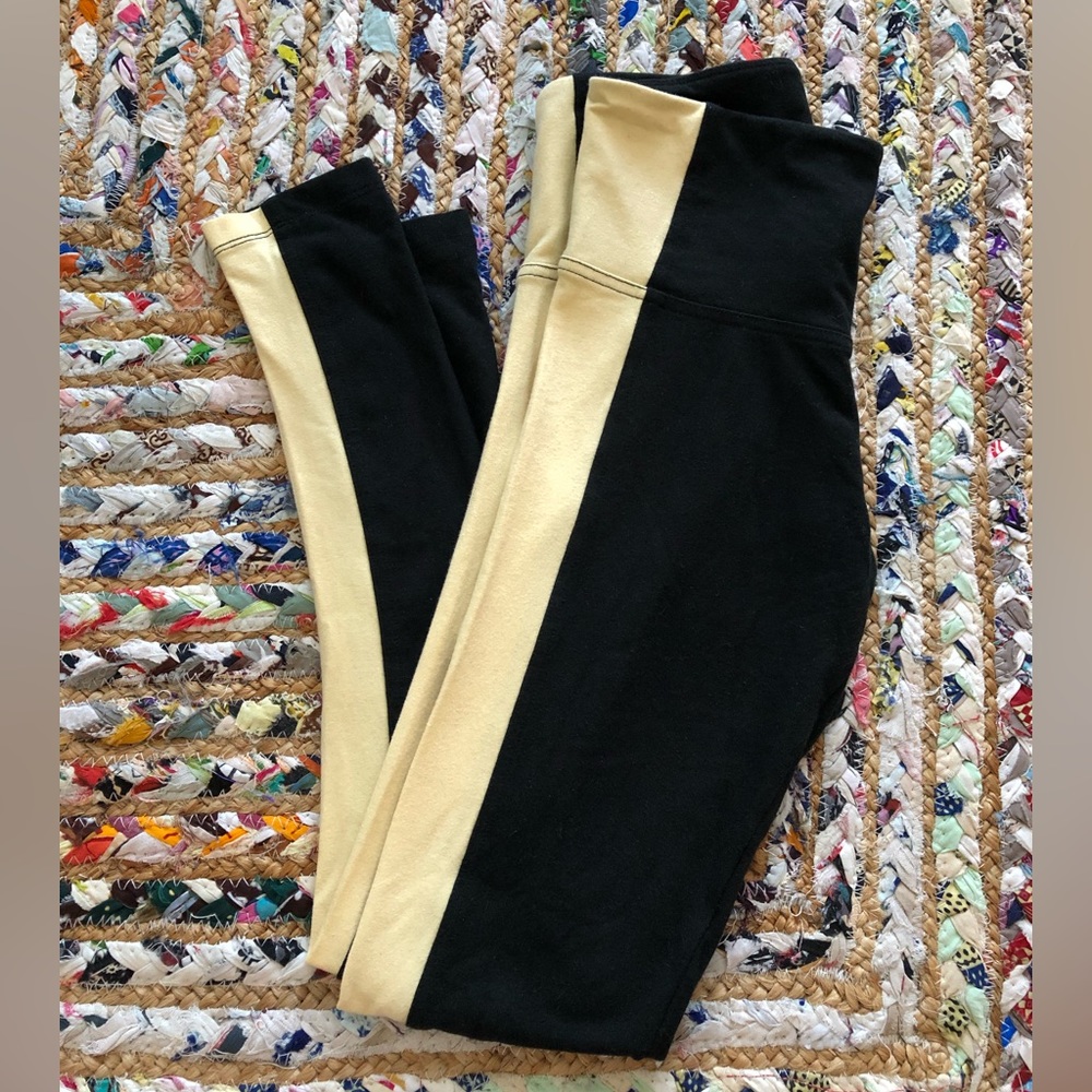Victoria Sport XS leggings